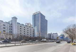 设备齐全健身场地宽敞面积大